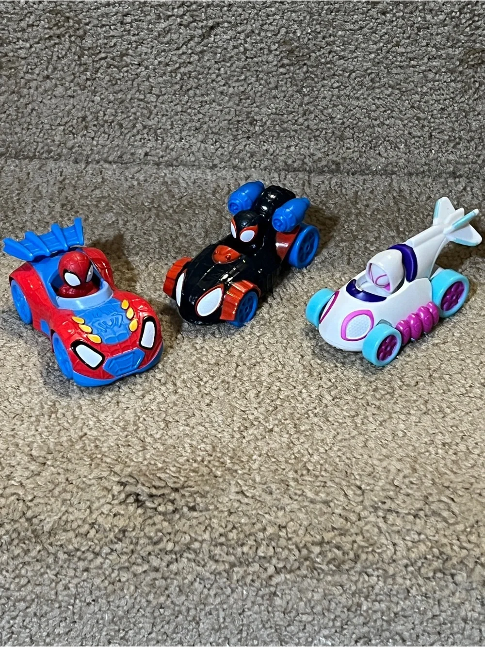 Spidey and His Amazing Friends ~ amazing metals Lot Of 3 Spidey, Miles, Ghost